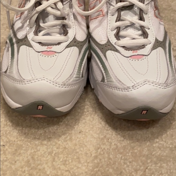 New Balance Tennis Shoes - Picture 3 of 8